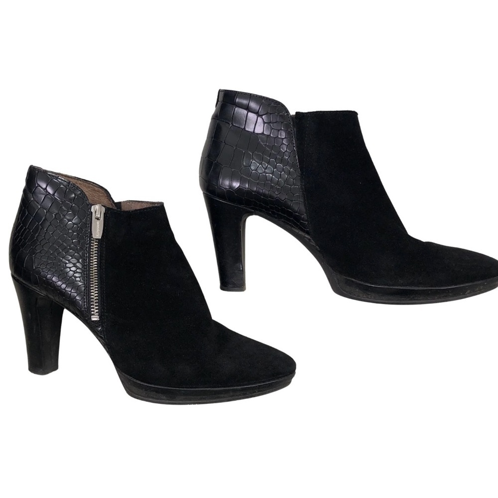 Wonders Black Ankle Boots with Croc-Embossed Detail size 8